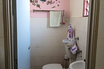 TAMAN GAMBANG DAMAI/DESA HIJAUAN