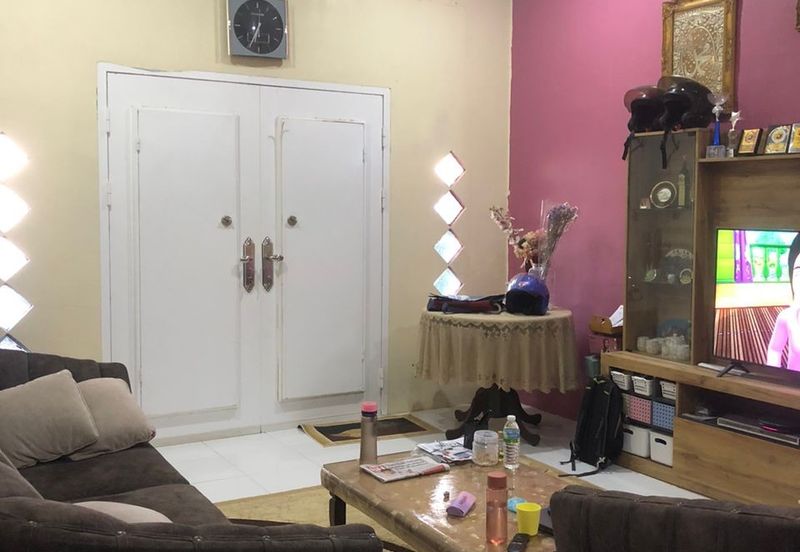 SUNGAI KARANG DARAT I