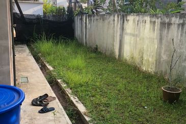 SUNGAI KARANG DARAT I