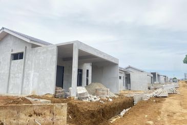 SUNGAI KARANG DARAT I