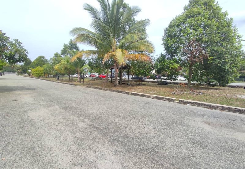 PECAHAN LOT 1145 PERUMAHAN KEMPADANG MAJU