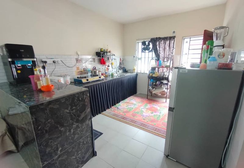 BANDAR SATELITE MUADZAM SHAH