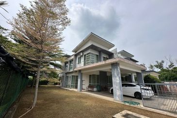 BUKIT ISTANA