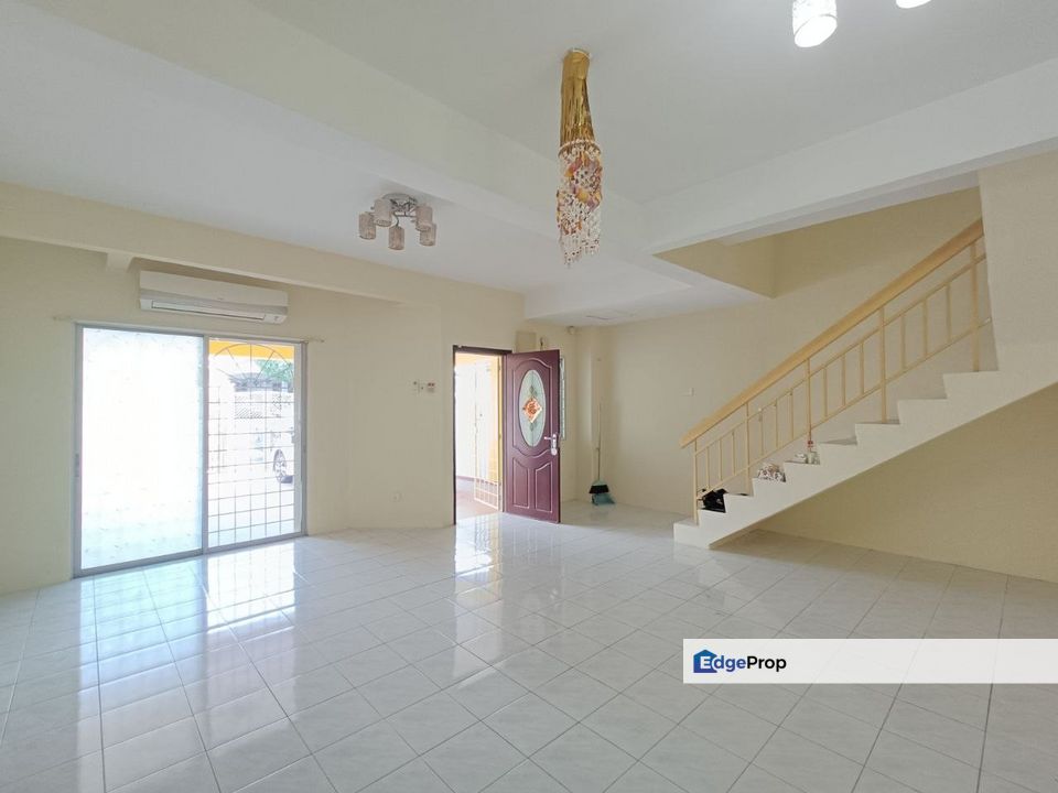 RENOVATED Taman Puncak Jalil (PUJ 9) Seri Kembangan For Sale, Selangor, Puncak Jalil
