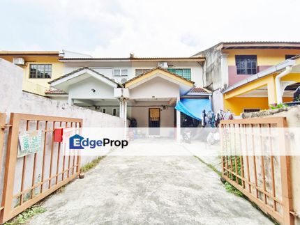 Facing OPEN Double Storey Bukit Serdang, Selangor, Selangor, Seri Kembangan