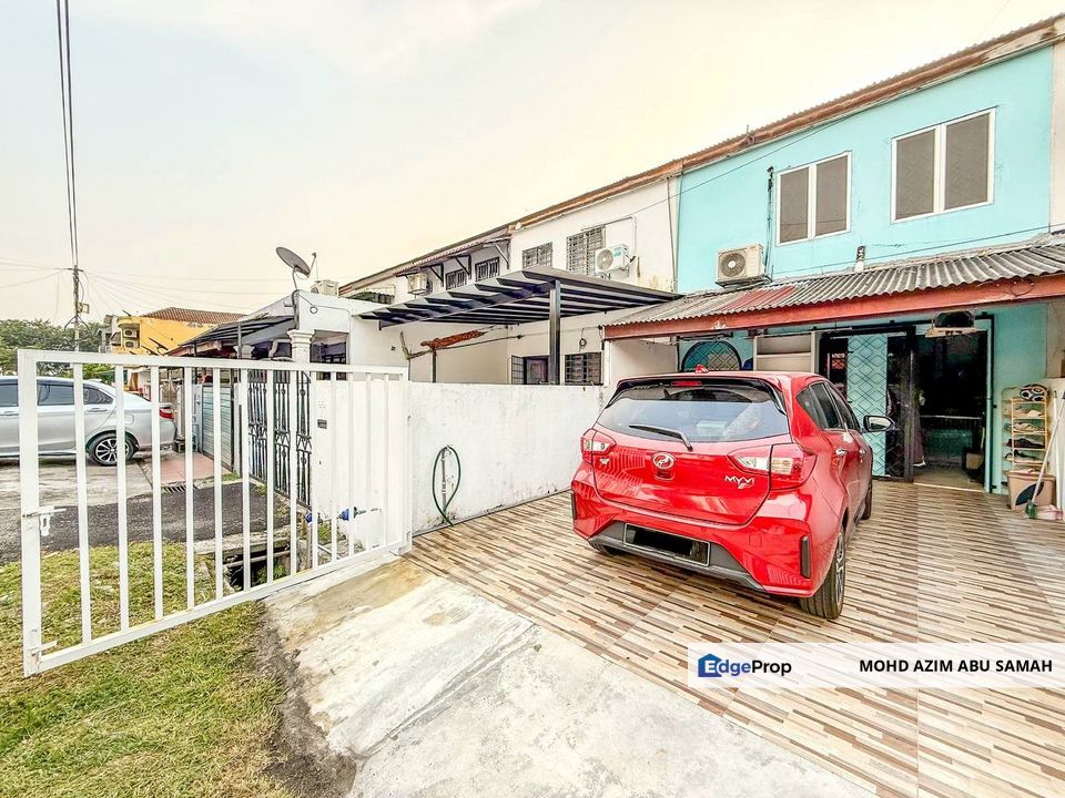 F0R SALE - Double Storey Cluster Terrace Jalan Rotan Semut Seksyen 18 Shah Alam, Selangor, Shah Alam
