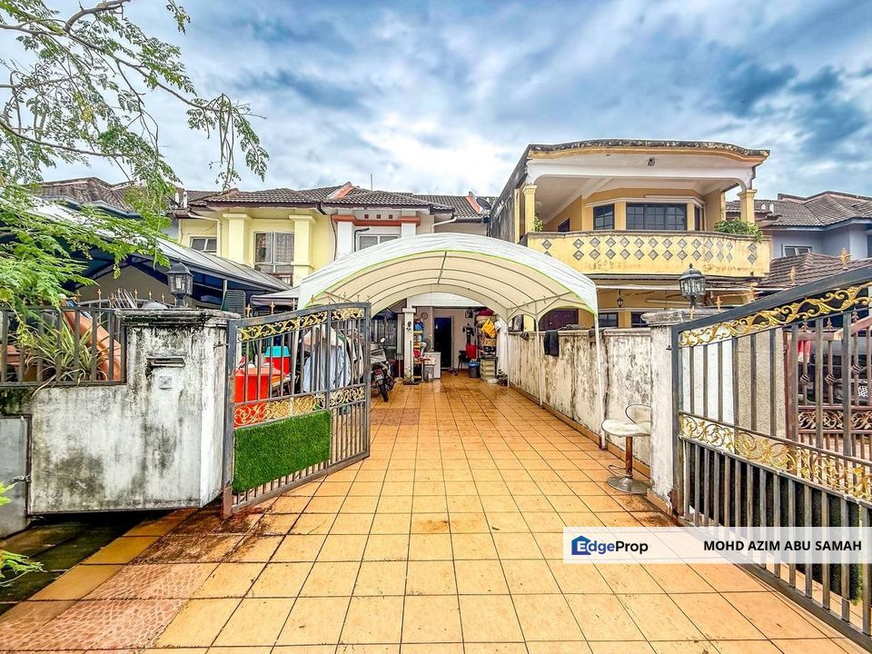 FOR SALE  Double Storey Terrace Saujana Utama 1 Sungai Buloh, Selangor, Sungai Buloh