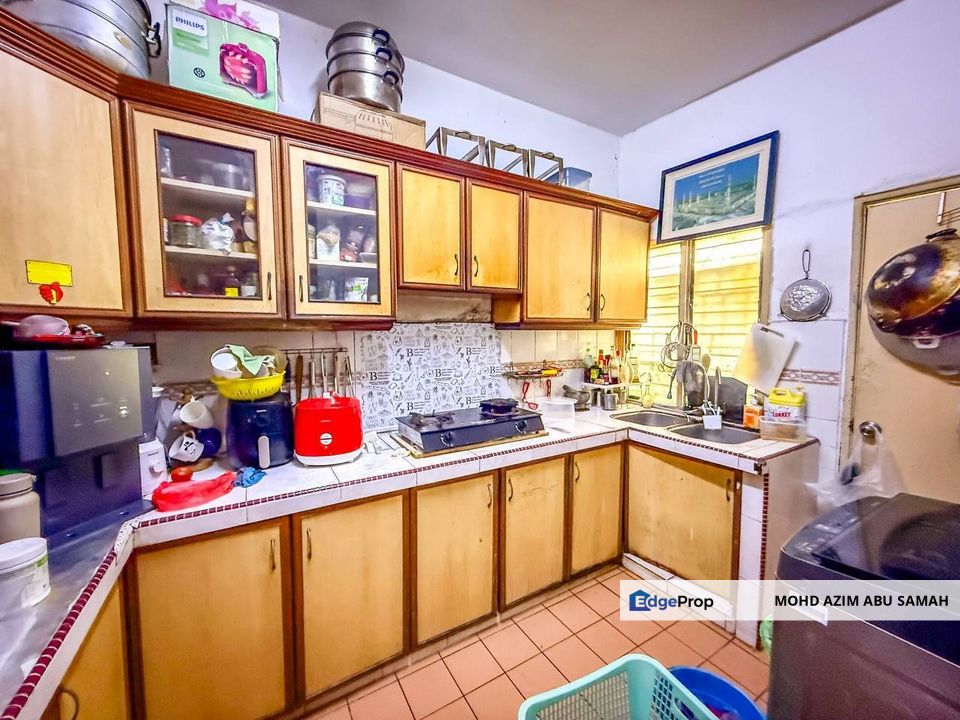 FOR SALE  Double Storey Terrace Saujana Utama 1 Sungai Buloh, Selangor, Sungai Buloh