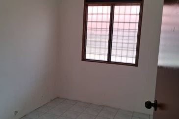 TAMAN ISKANDAR PERDANA