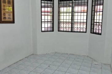 TAMAN ISKANDAR PERDANA