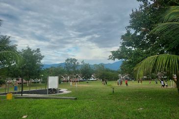 Taman Tamu Hillpark (Seksyen 4)