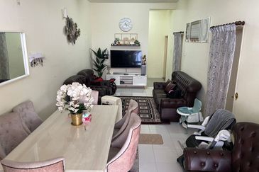 Taman Tamu Hillpark (Seksyen 4)