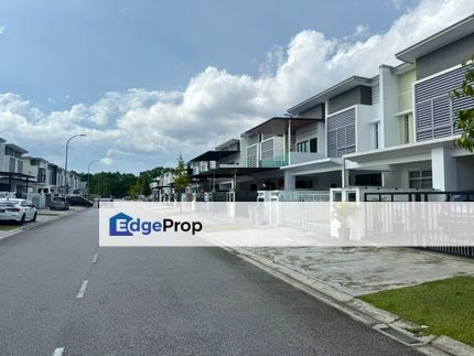 Taman Serimbun Double Storey Terrace Endlot, Johor, Johor Bahru