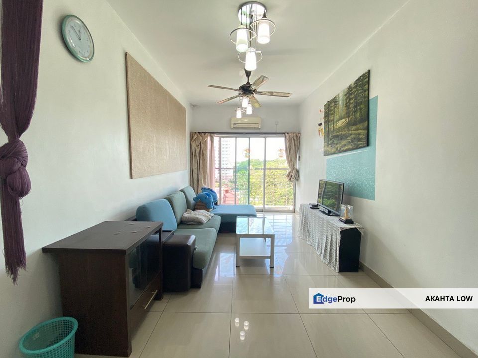 Suriamas Larkin for Rental RM1,300 By AKAHTA LOW EdgeProp.my