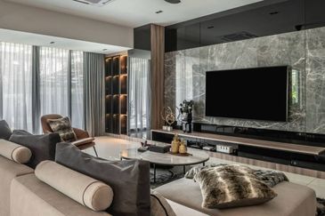 Good Feng Shui & Surrounding Hill Top View 34x65 1.5 Storey Semi D Town Villa Nearby Cyberjaya