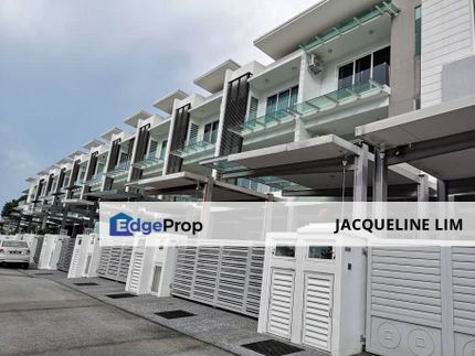 Super Low Dencity & Limited Unit 22x85 3 Storey Nearby Puchong, Selangor, Puchong