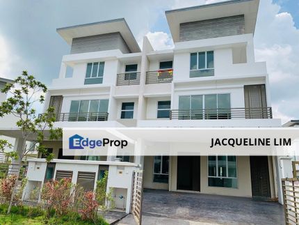 Shah Alam New 3 Storey House For Sale 20x70  5Room 5 Bathroom only 8xxk, Selangor, Shah Alam