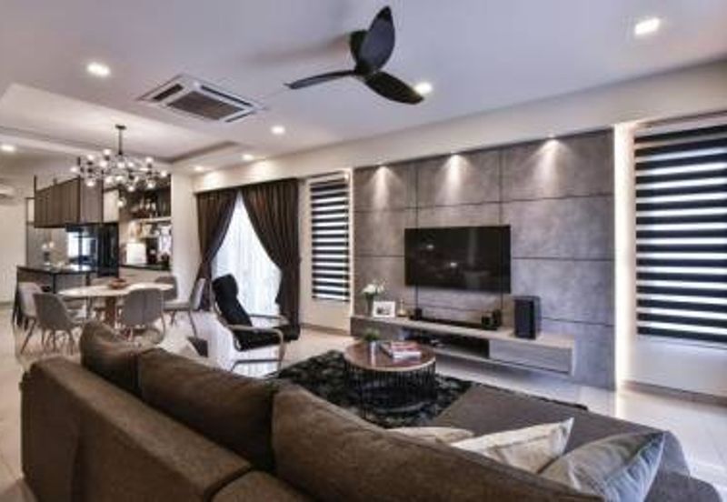 Jalan Warisan Mulia, Kota Warisan