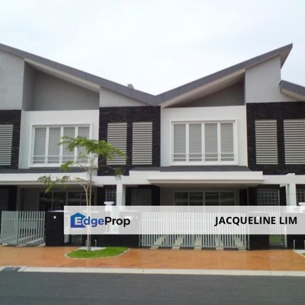 2300sqft Big Build Up + 4 Room 3 Bathroom 20x70 2 Storey Nilai, Negeri Sembilan, Nilai