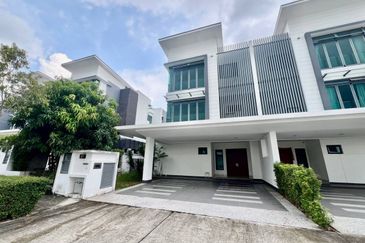 Bandar Baru Salak Tinggi