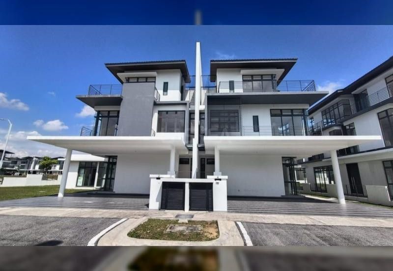 Bandar Baru Salak Tinggi