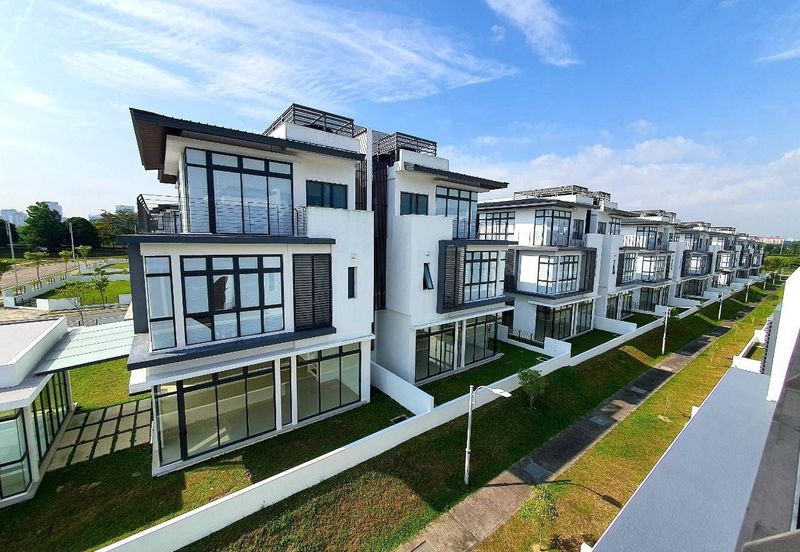 Bandar Baru Salak Tinggi