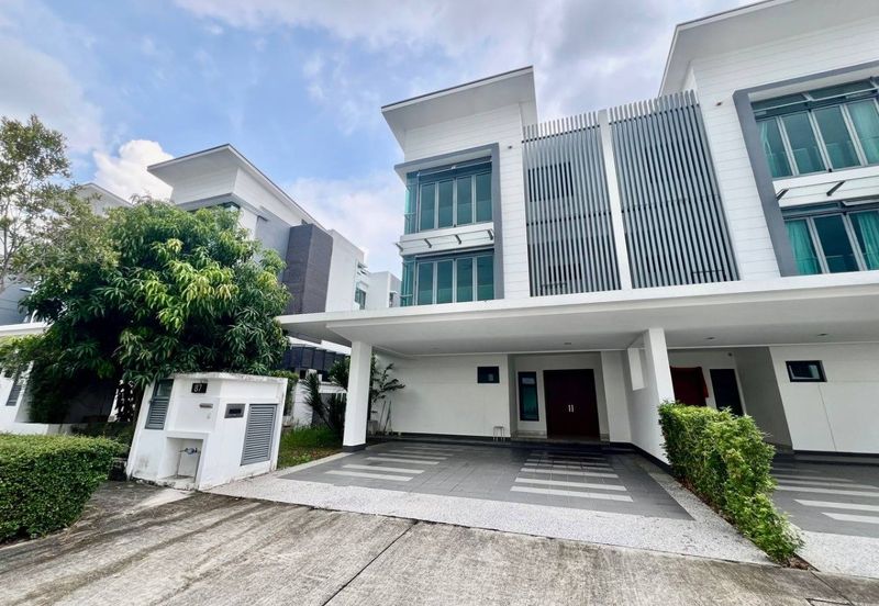 Bandar Baru Salak Tinggi