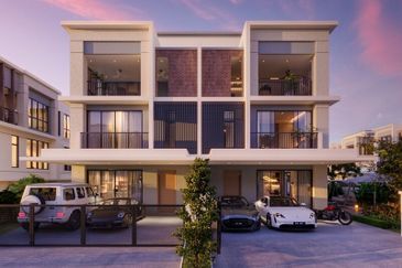 4 Room 4 Bathroom & 1900 Build Up 34x75 1.5 Storey Semi D Town Villa Nearby Cyberjaya