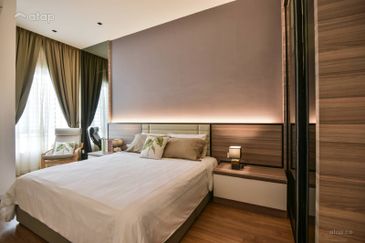 Easy Acces to Highway 34x75 1.5 Storey Semi D Town Villa Nearby Cyberjaya