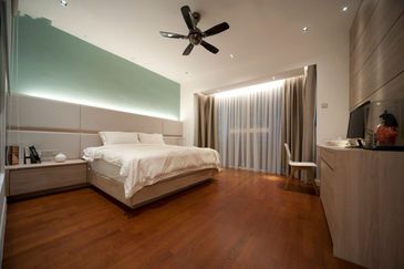 Super Low Dencity & Greenery View 34x75 1.5 Storey Semi D Town Villa Nearby Cyberjaya