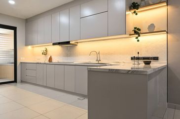 5 Min to Commercial Area 34x75 1.5 Storey Semi D Town Villa Nearby Cyberjaya