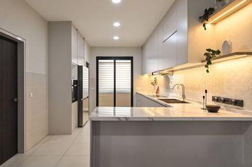 5 Min to Commercial Area 34x75 1.5 Storey Semi D Town Villa Nearby Cyberjaya