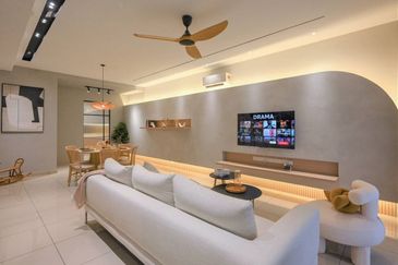 Easy Access to Highway 34x75 1.5 Storey Semi D Town Villa Nearby Cyberjaya