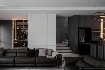 24 Feet Big House Size & 10 Feet Extra Land 34x65 1.5 Storey Semi D Town Villa Nearby Cyberjaya