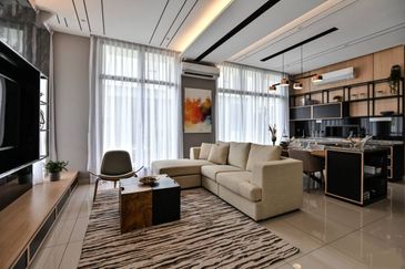 Below Market Price 30% 34x65 1.5 Storey Semi D Town Villa Nearby Cyberjaya