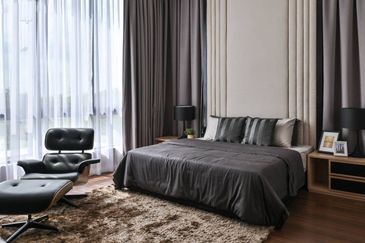 Below Market Price 30% 34x65 1.5 Storey Semi D Town Villa Nearby Cyberjaya