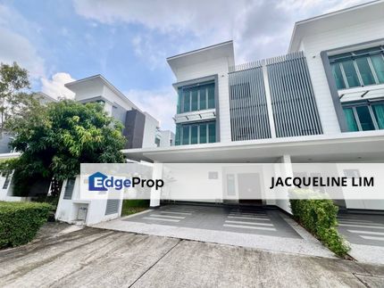 Easy Access to Major Highway 34x65 1.5 Storey Semi D Town Villa Nearby Cyberjaya, Selangor, Cyberjaya