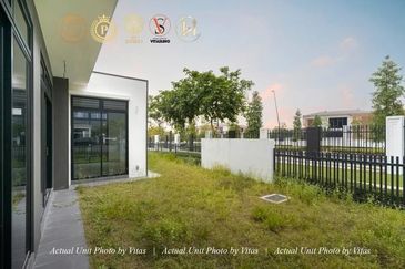 Dremien @ Eco Ardence