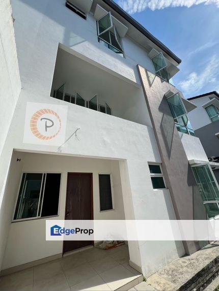 Azumi Ambang Botanic2 3 Sty Semi D, Selangor, Port Klang