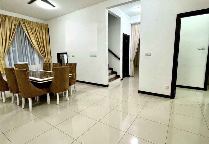 Jalan Setia Duta U13/21J