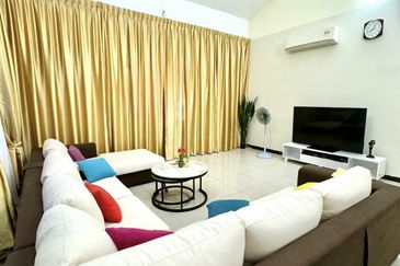 Jalan Setia Duta U13/21J