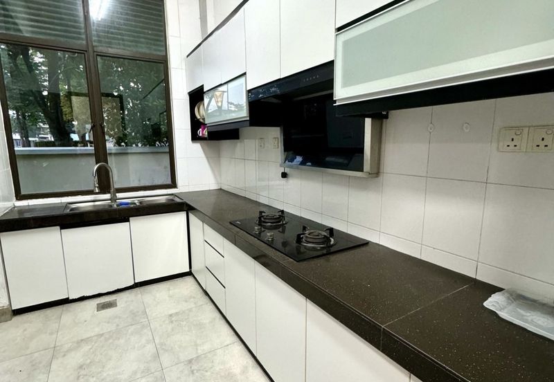 Jalan Setia Duta U13/21J