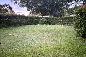 Jalan Setia Duta U13/21J