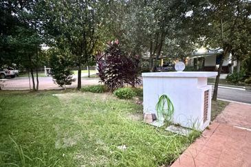 Jalan Setia Duta U13/21J