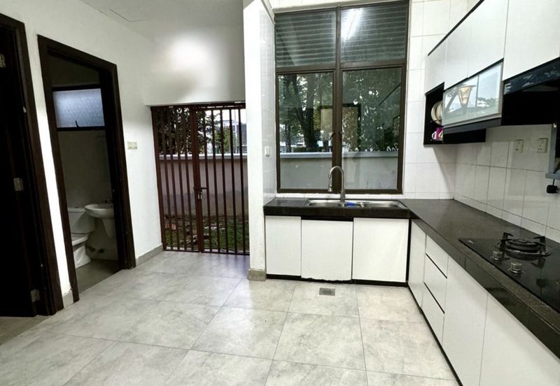 Jalan Setia Duta U13/21J