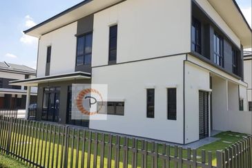 Dremien @ Eco Ardence