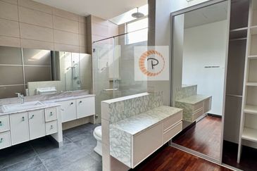 Jalan Setia Duta U13/21J