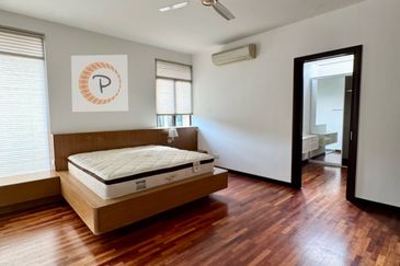 Jalan Setia Duta U13/21J