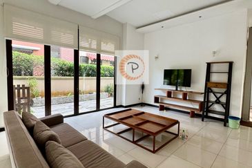 Jalan Setia Duta U13/21J