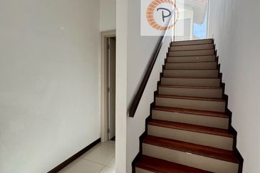 Jalan Setia Duta U13/21J